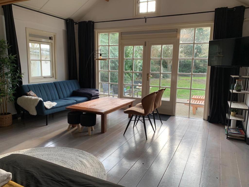 Heusden  Sleepzzz B&B 외부 사진