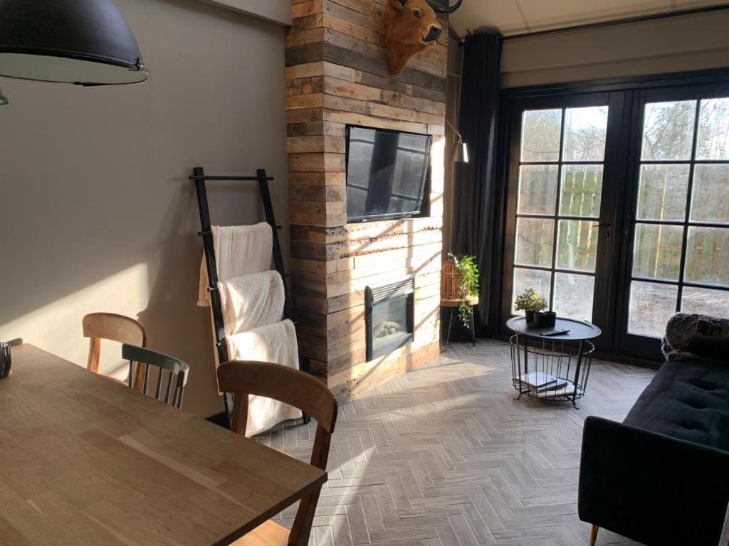Heusden  Sleepzzz B&B 외부 사진
